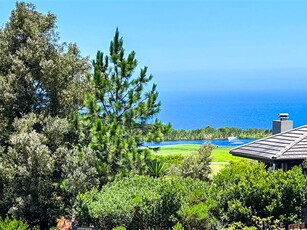 1 147 m² Land available in Pezula Golf Estate