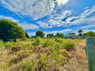 1 338 m² Land available in Fisherhaven