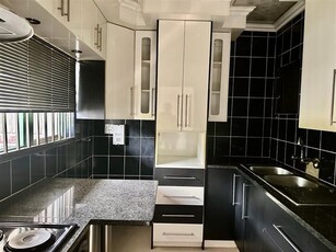 2 Bed Apartment in Middelburg Central