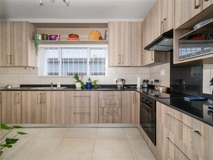 2 Bed Apartment in Parsons Hill