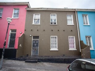 5 Bed House in Port Elizabeth Central