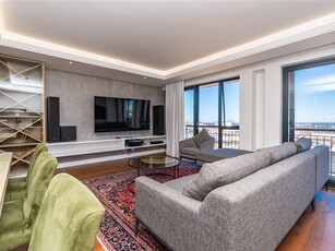 2 Bed Penthouse in Woodstock