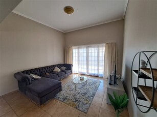 2 Bed Townhouse in Waterval East