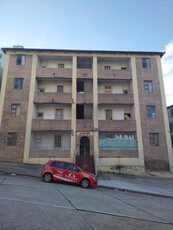 2 Bedroom Apartment / flat to rent in Port Elizabeth Central - 7 St Helens Flats in Military Road