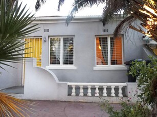 2 Bedroom House to rent in Bo Kaap
