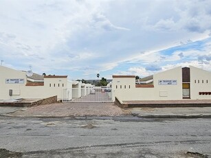 22 Bed Cluster in Oudtshoorn Central