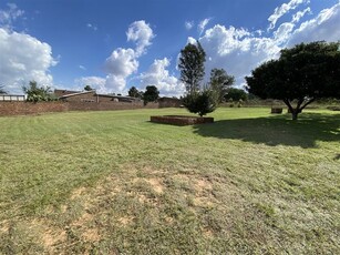 2 450 m² Land available in Blanchville