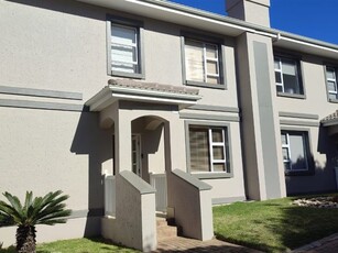 3 Bed Apartment in Pinnacle Point Golf Estate