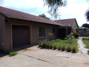 3 Bed House in Ellaton