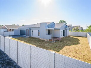 3 Bed House in Fairview