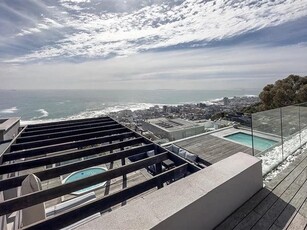 3 Bed Penthouse in Bantry Bay