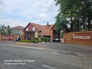 3 Bed Simplex in Safari Gardens