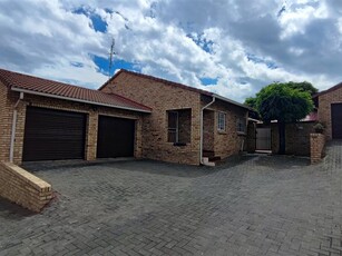 3 Bed Townhouse in Baysvalley