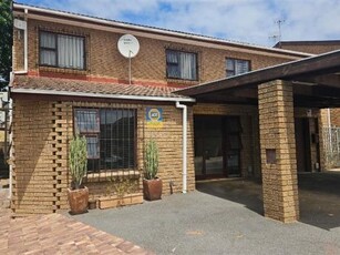 3 Bed Townhouse in Bellville Central