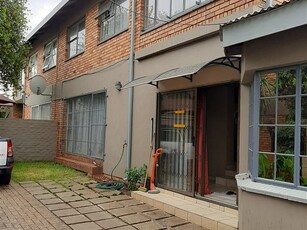 3 Bed Townhouse in Delmas