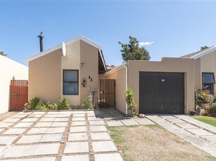 3 Bed Townhouse in Fairview Golf Estate