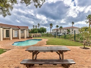 3 Bed Townhouse in Milnerton