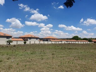 3 350 m² Land available in Jackaroo Park