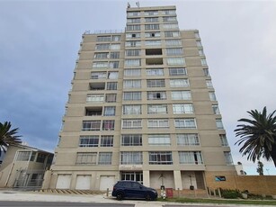 4 Bed Penthouse in Summerstrand