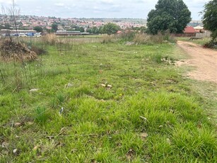 5 200 m² Land available in Duvha Park