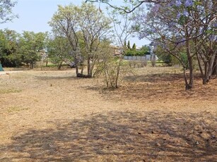 606 m² Land available in Kosmos Ridge