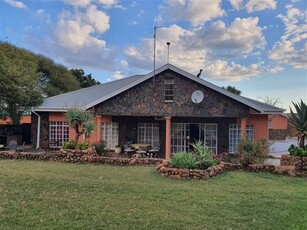 634 m² Farm in Zeerust