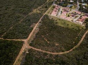 7591 m² Land available in Oatlands North