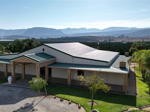 8 Bed House in Clanwilliam