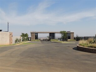 8 896 m² Land available in Middelburg South