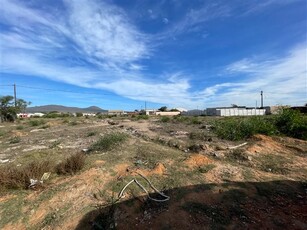 892 m² Land available in Chatsworth