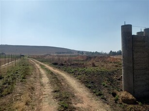 9 992 m² Land available in Middelburg Central