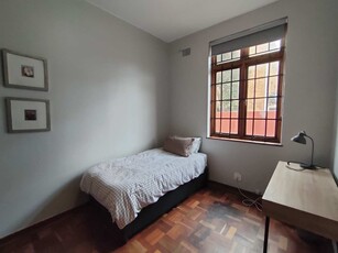 Furnished Room in Shared Apartment in Muizenberg Village