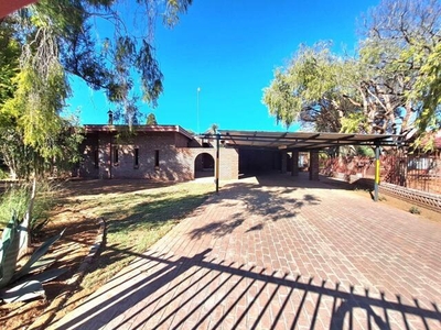 4 bedroom, Kathu Northern Cape N/A