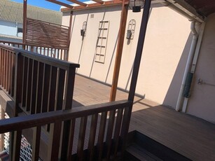 2 Bedroom house in Port Elizabeth Central For Sale