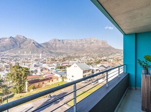 Airbnb-Friendly Two-Bedroom Apartment with Panoramic Views