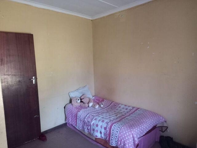 3 bedroom, ESikhawini KwaZulu Natal N/A