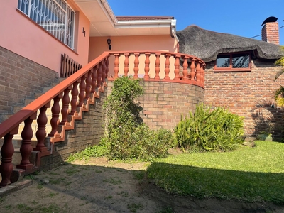 3 Bedroom House For Sale in Greenfields