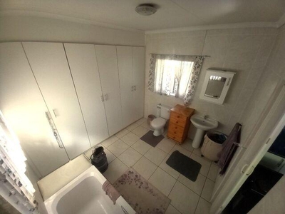 3 bedroom, Vereeniging Gauteng N/A