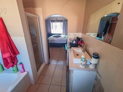 4 bedroom, Springs Gauteng N/A