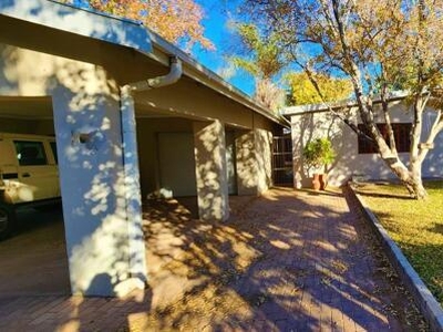 4 bedroom, Upington Northern Cape N/A