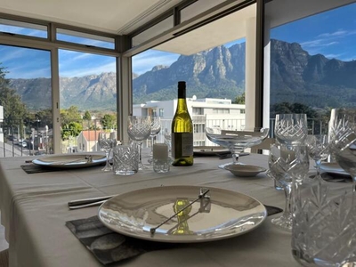 Apartment For Sale In Claremont Upper, Cape Town