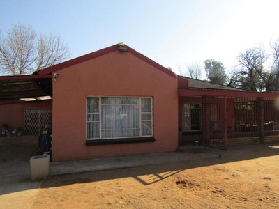 Farm For Sale In Bainsvlei, Bloemfontein