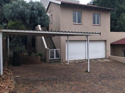 House For Rent In Constantia Kloof, Roodepoort