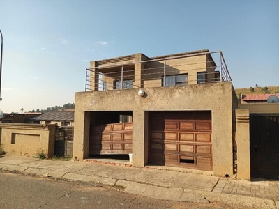 House For Sale In Diepkloof Zone 4, Soweto