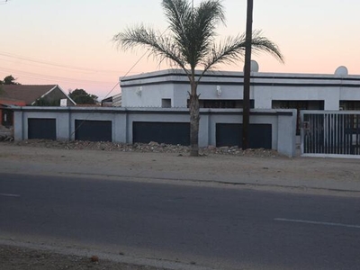 House For Sale In Seshego A, Polokwane