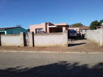 House For Sale In Soweto On Sea, Port Elizabeth