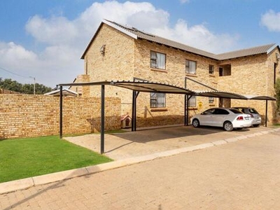 Townhouse For Sale In Brentwood, Benoni