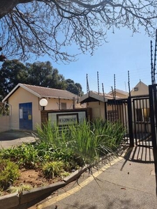 Townhouse For Sale In Ormonde, Johannesburg