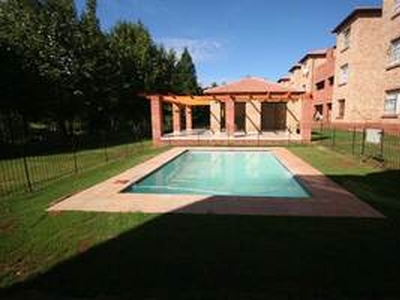 2 Bed Apartment in Weltevreden Park To Rent - West Rand