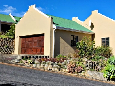 2 Bedroom Sectional Title For Sale in Swellendam